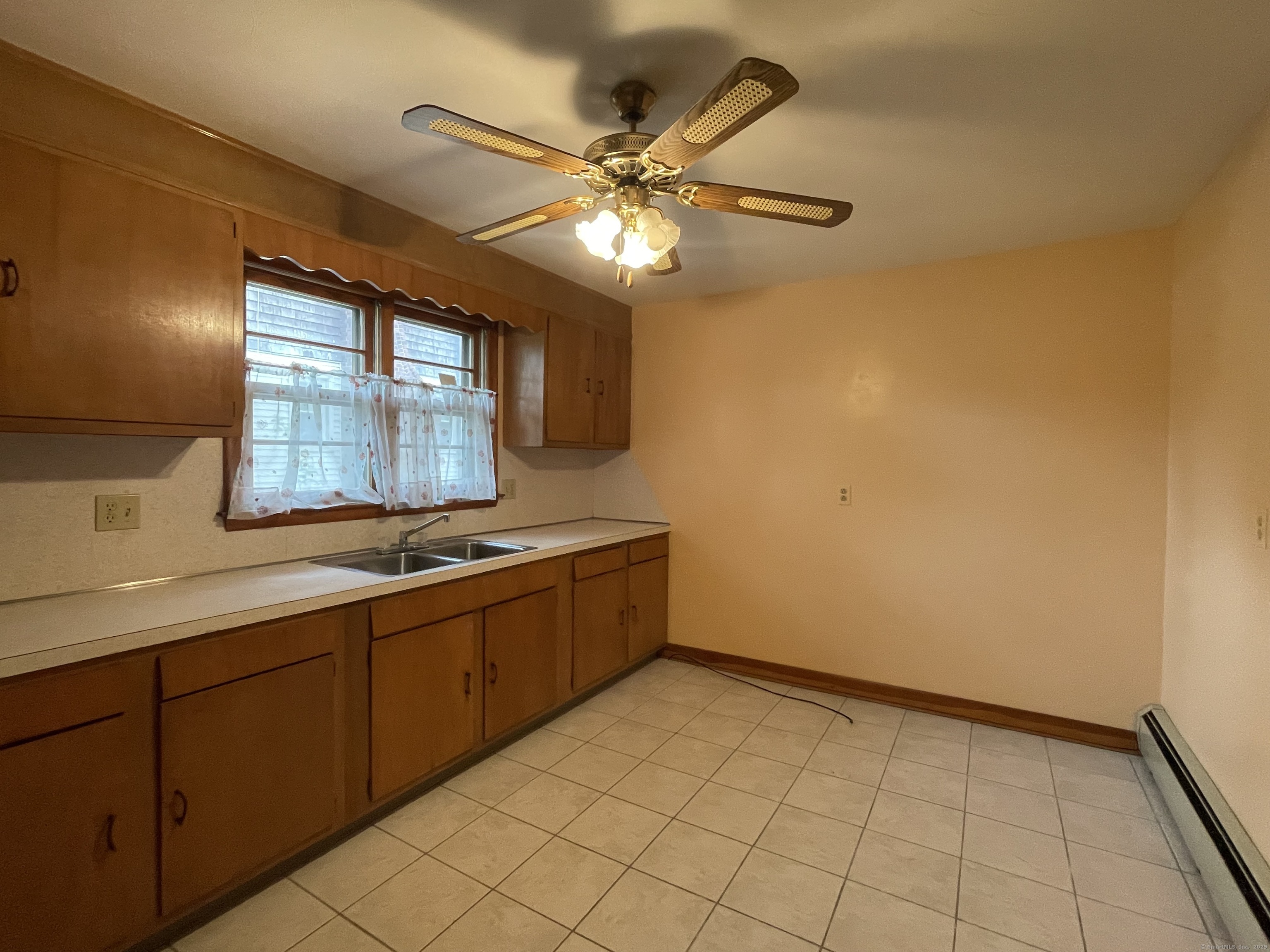 696 Broadview Terrace, Hartford, Connecticut image 4