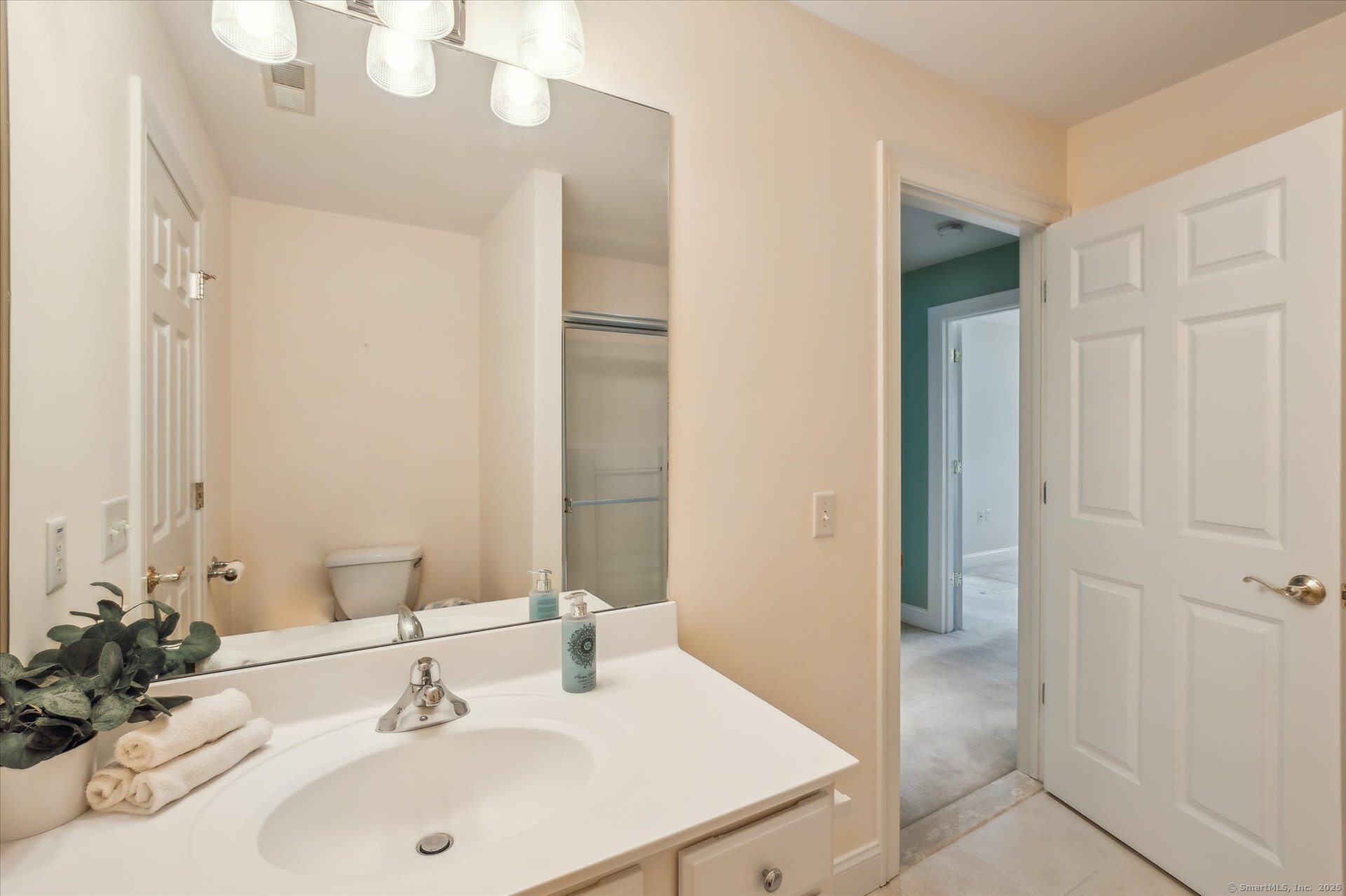 2 Kenington Road #2, Avon, Connecticut image 25