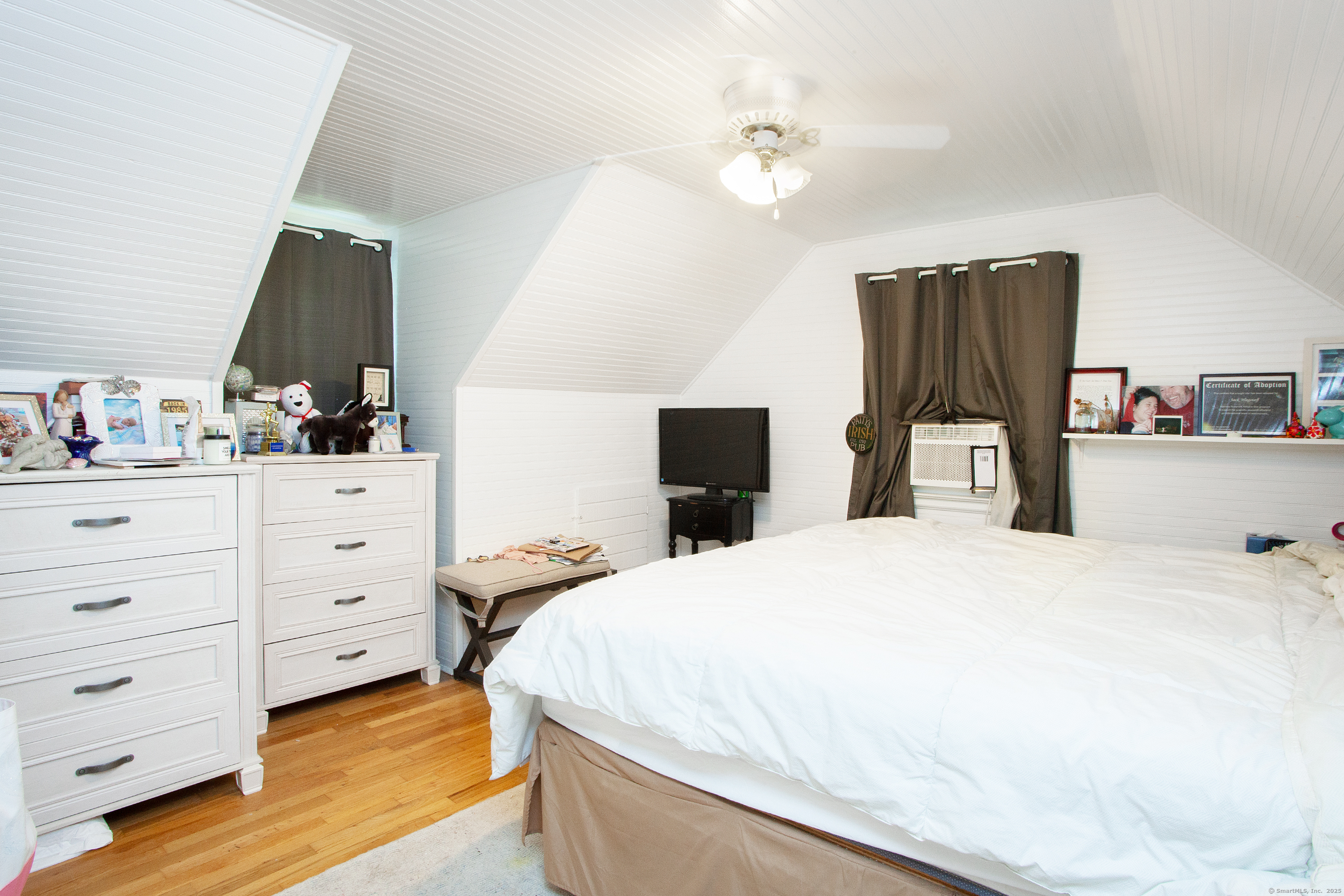 Hartland, Connecticut 06027, United States, 3 Bedrooms Bedrooms, ,2 BathroomsBathrooms,Residential,Active,207810