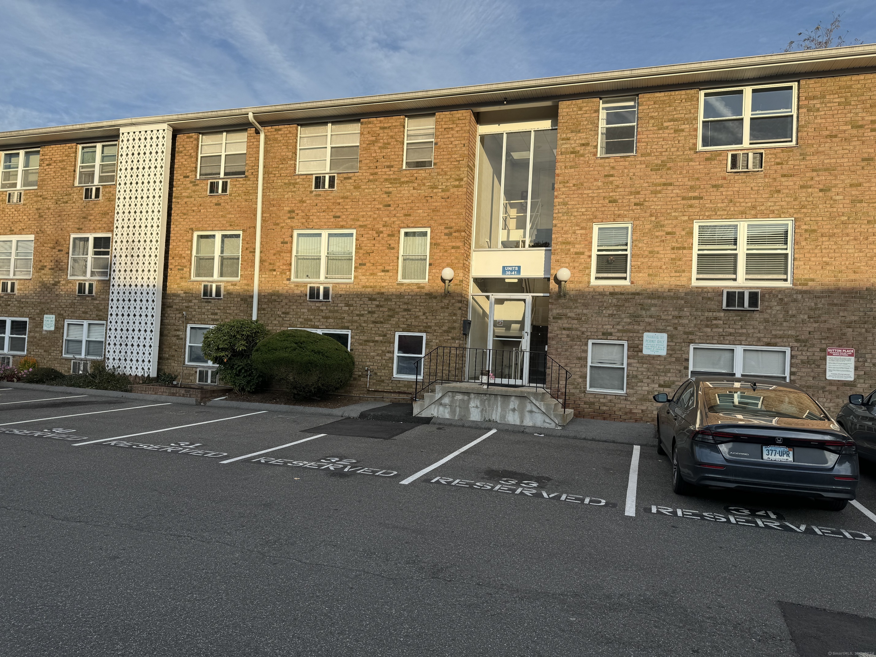 1 Walter Avenue Apt 40, Norwalk, Connecticut - 1 Bedrooms  
1 Bathrooms  
3 Rooms - 