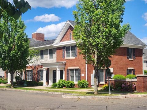 Photo of 31 Fairgate Drive, Stamford, CT 06902 (MLS # 24155168)