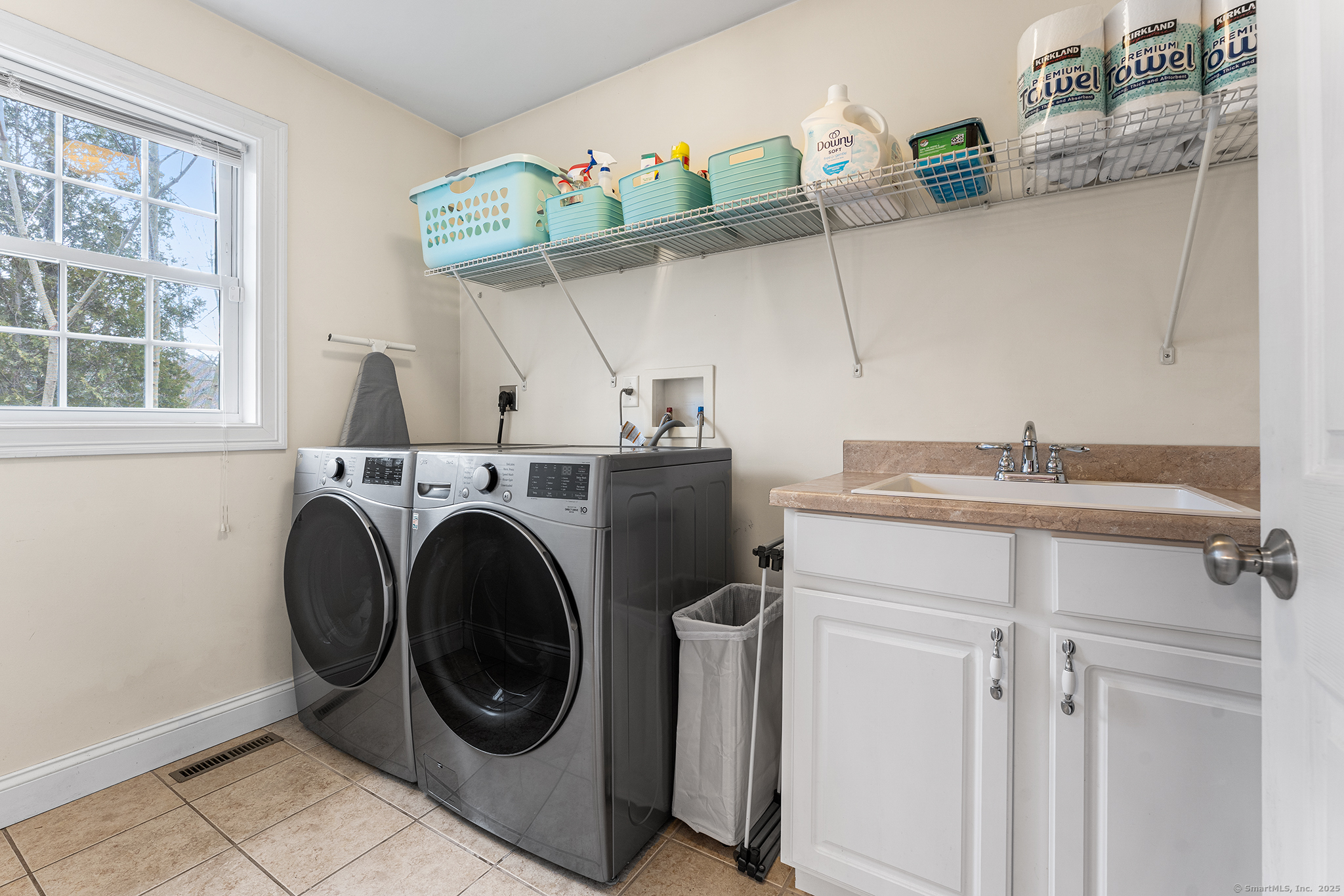 20 Hughes Street, East Haven, Connecticut image 16