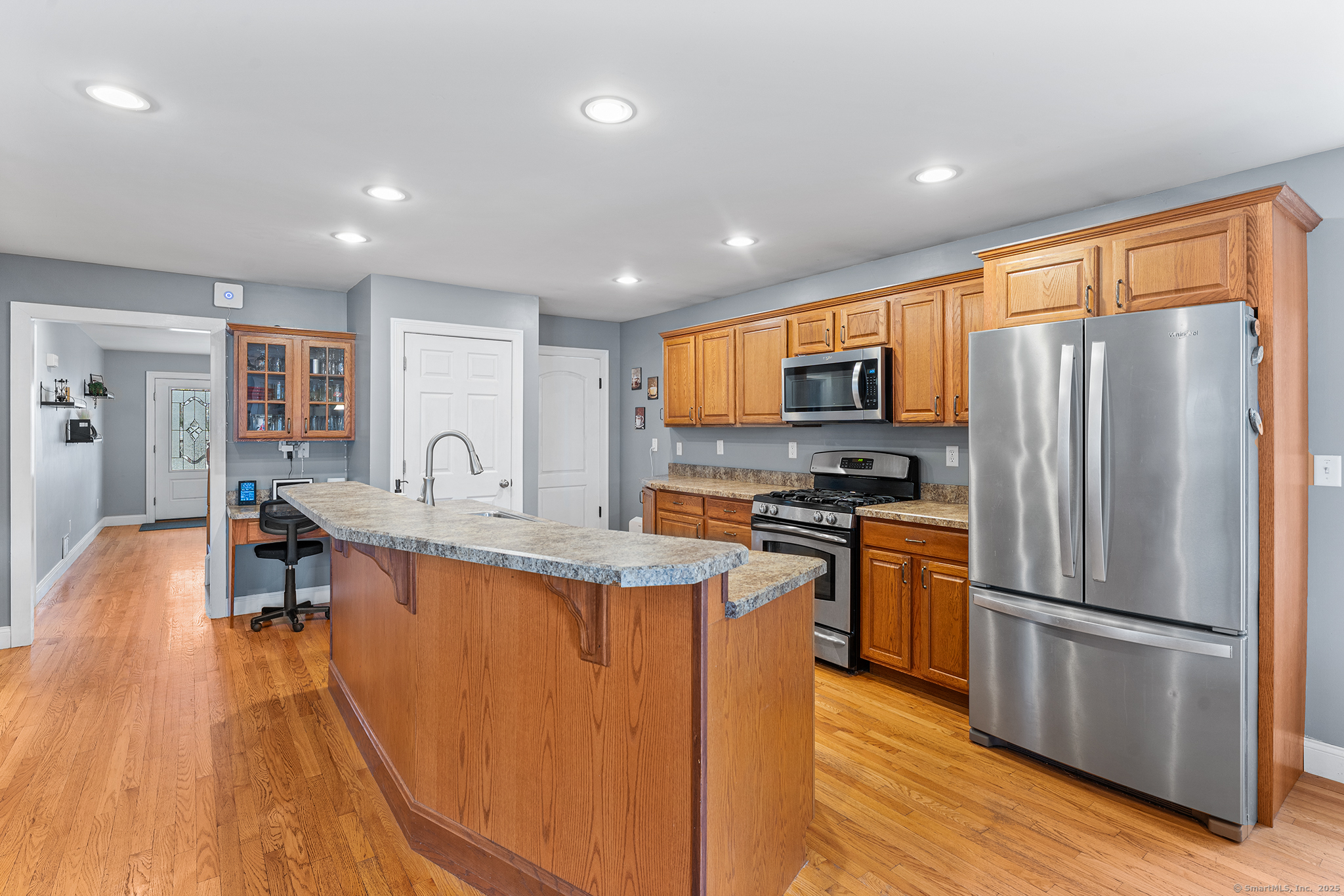 20 Hughes Street, East Haven, Connecticut image 8