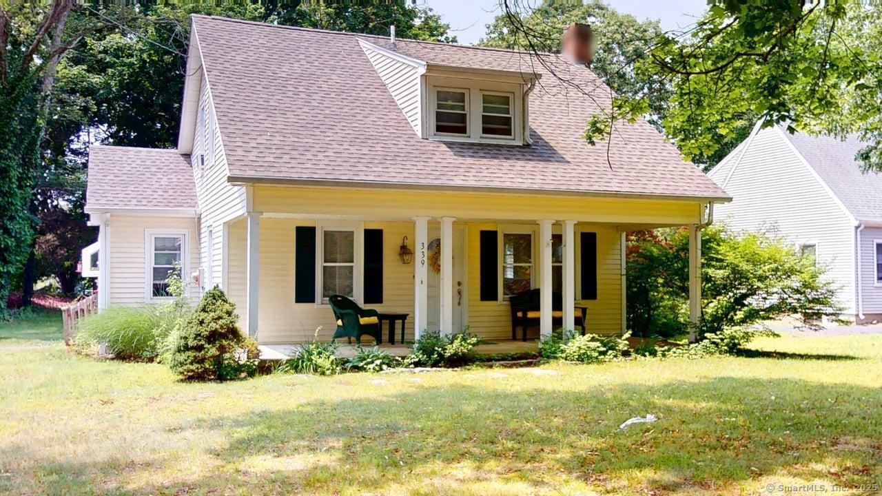 Property for Sale at Horse Pond Road, Madison, Connecticut - Bedrooms: 3 
Bathrooms: 2 
Rooms: 7  - $379,000