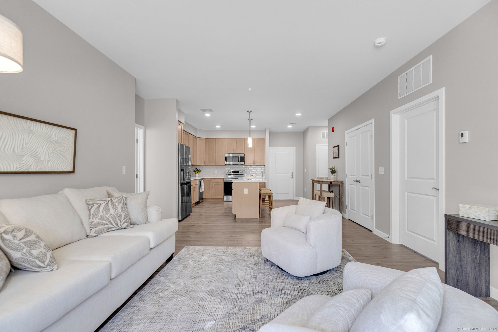 Berlin, Connecticut 06037, United States, 2 Bedrooms Bedrooms, ,2 BathroomsBathrooms,Residential,Active,236327