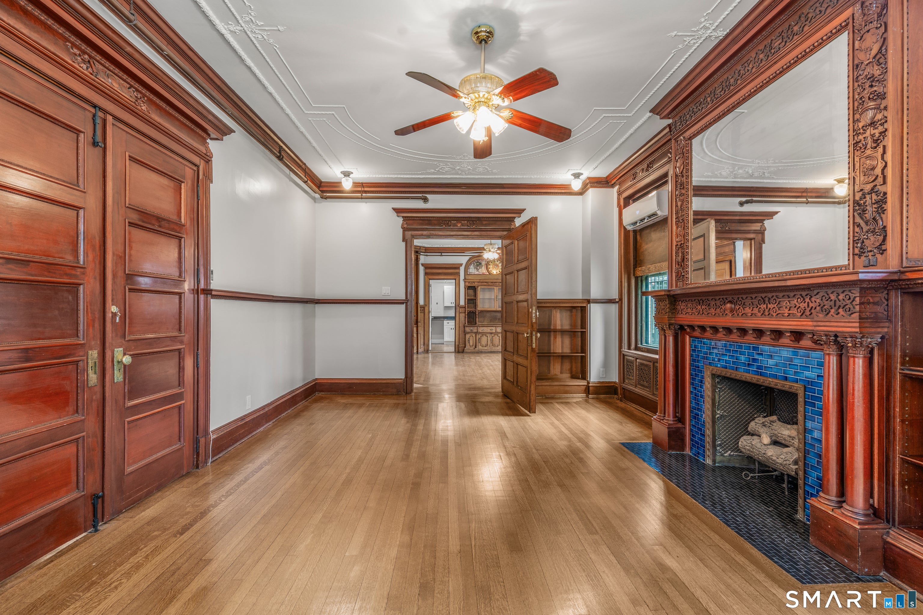 360 Farmington Avenue