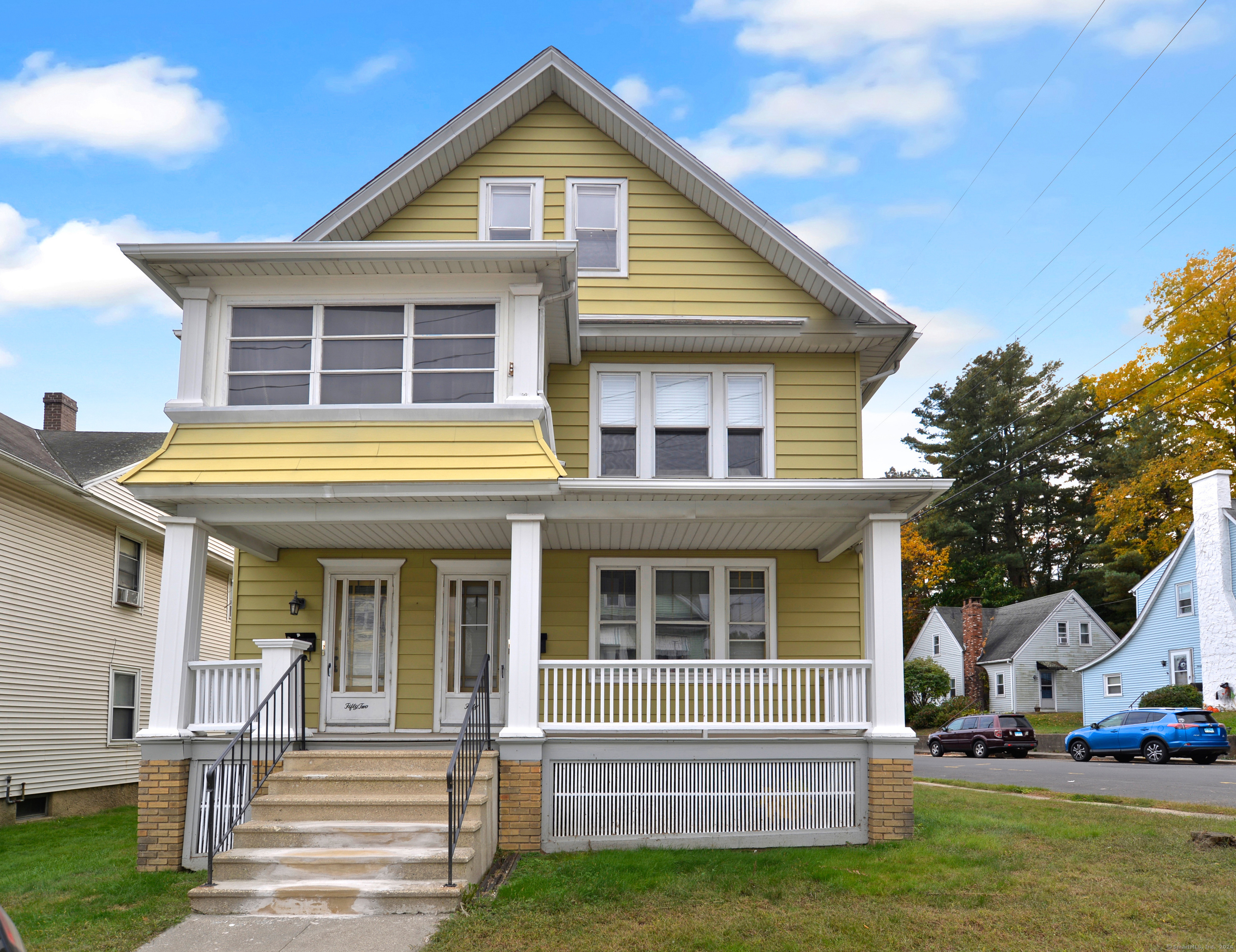 5052 Spring Street, Derby, Connecticut - 2 Bedrooms  
1 Bathrooms  
5 Rooms - 