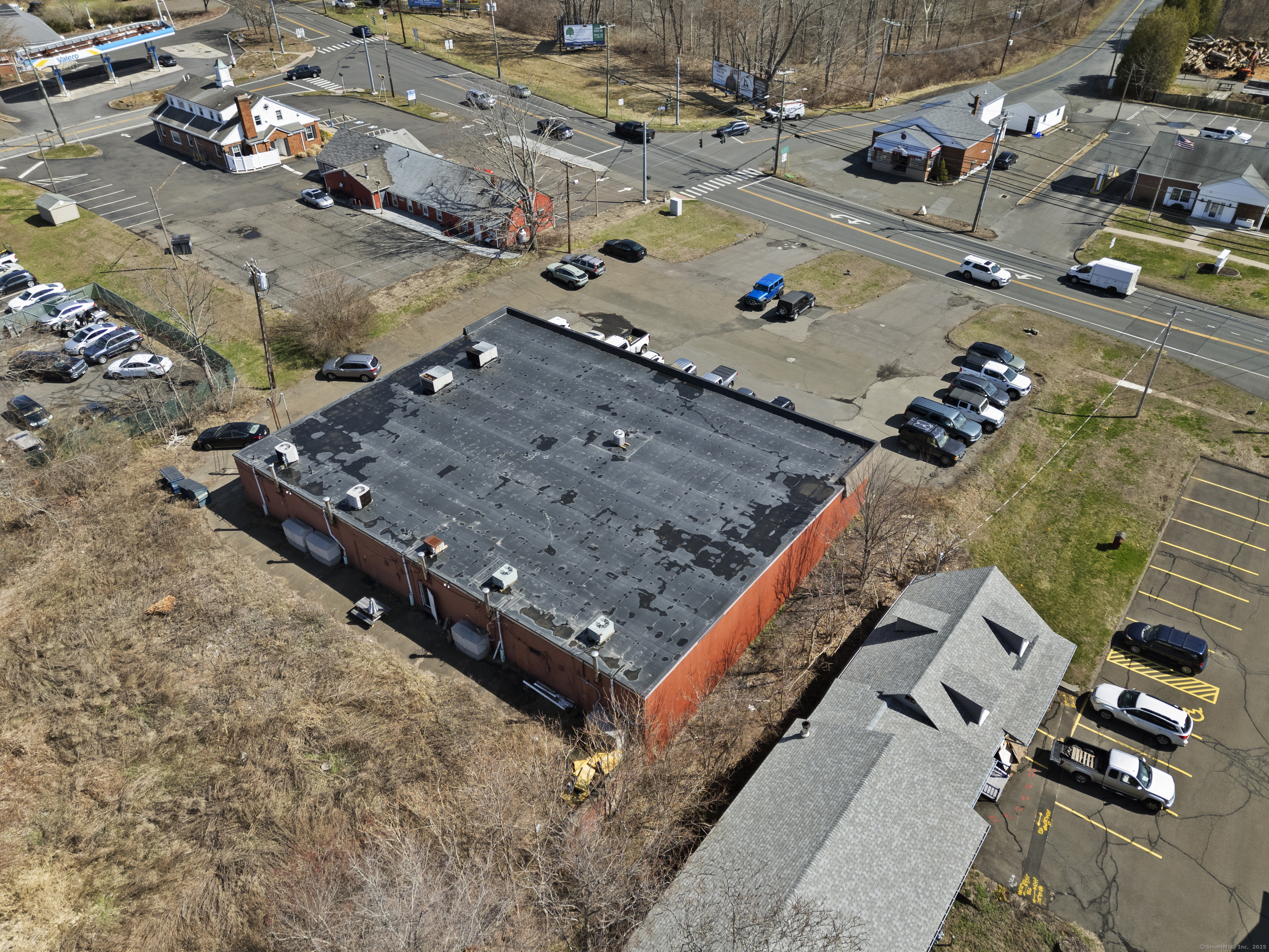 360 Main Street E