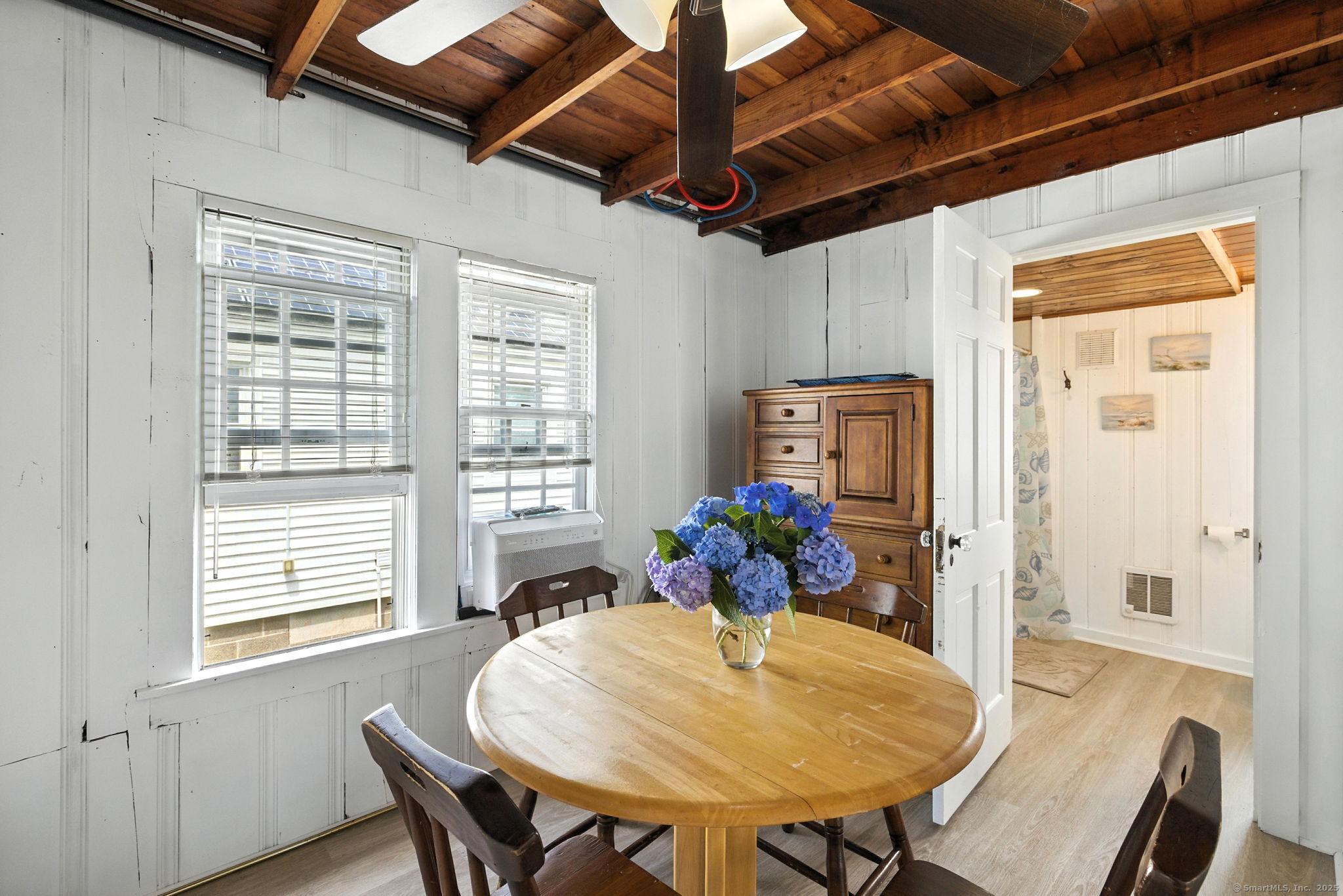 Old Lyme, Connecticut 06371, United States, 3 Bedrooms Bedrooms, ,2 BathroomsBathrooms,Residential,Active,175031