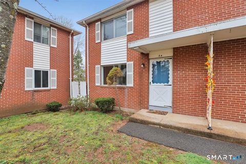 Photo of 273 Queen Street #5D, Southington, CT 06489 (MLS # 24164636)