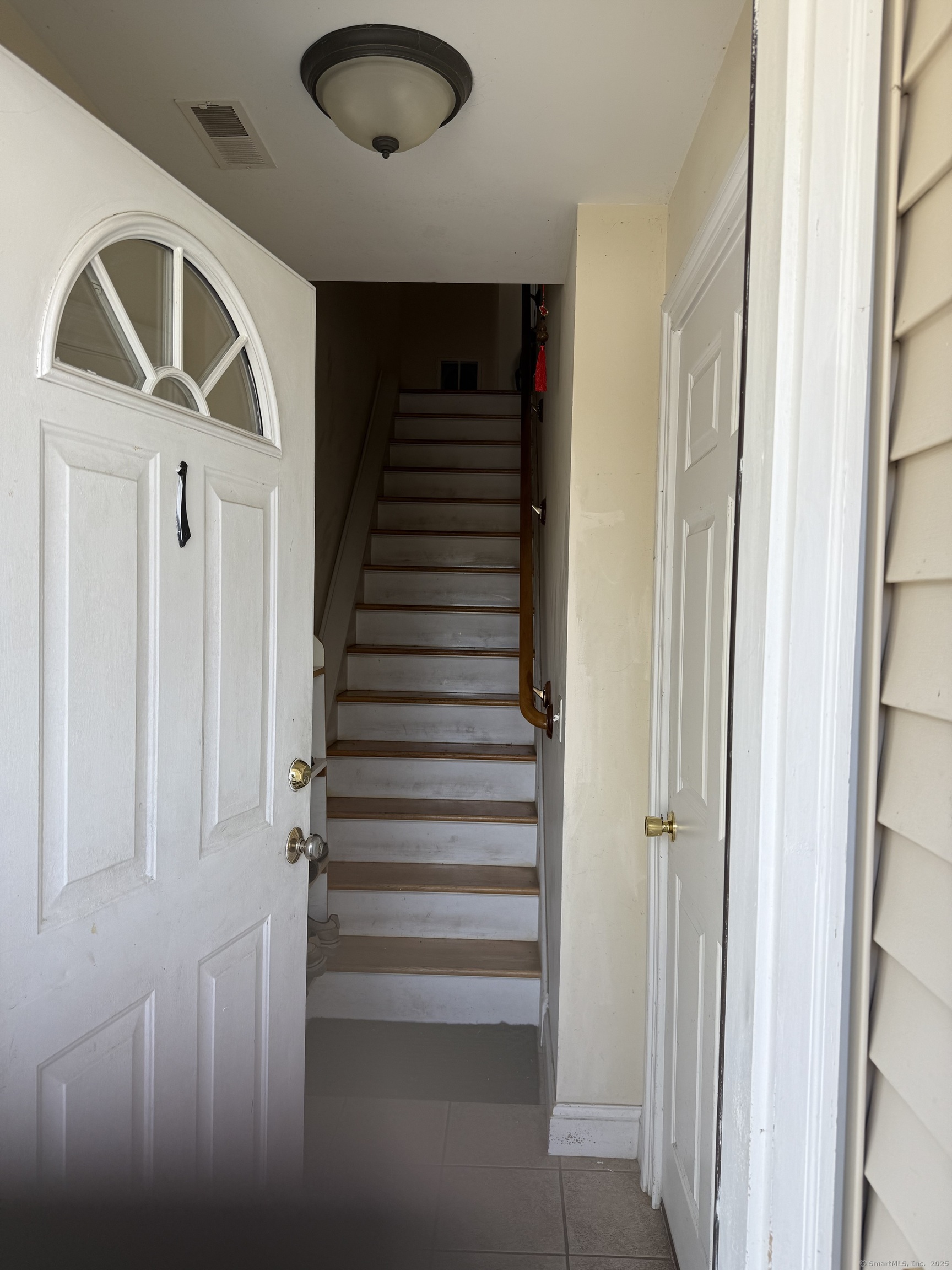 41 Palmer Street #1, Norwich, Connecticut image 2