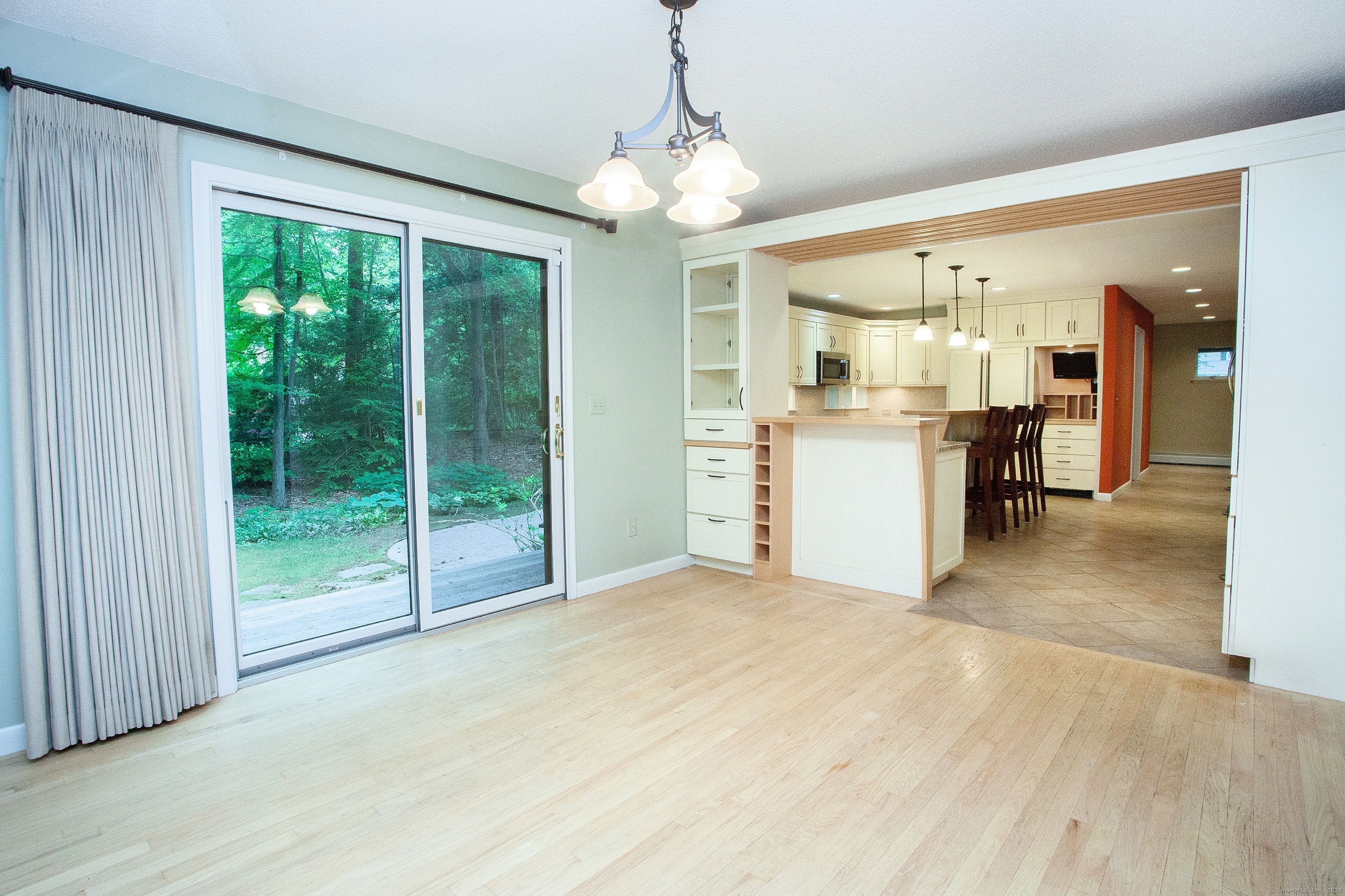 2 Trainor Drive, Simsbury, Connecticut image 9