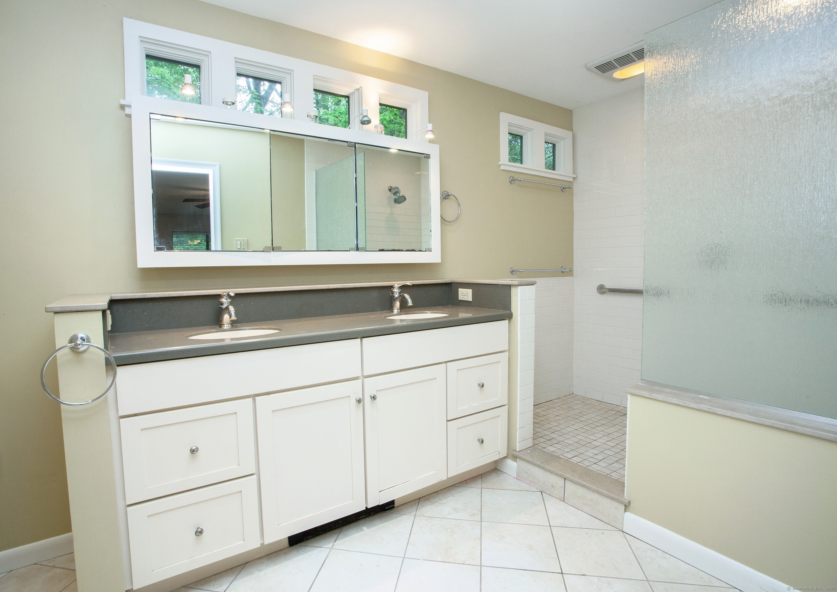 2 Trainor Drive, Simsbury, Connecticut image 14
