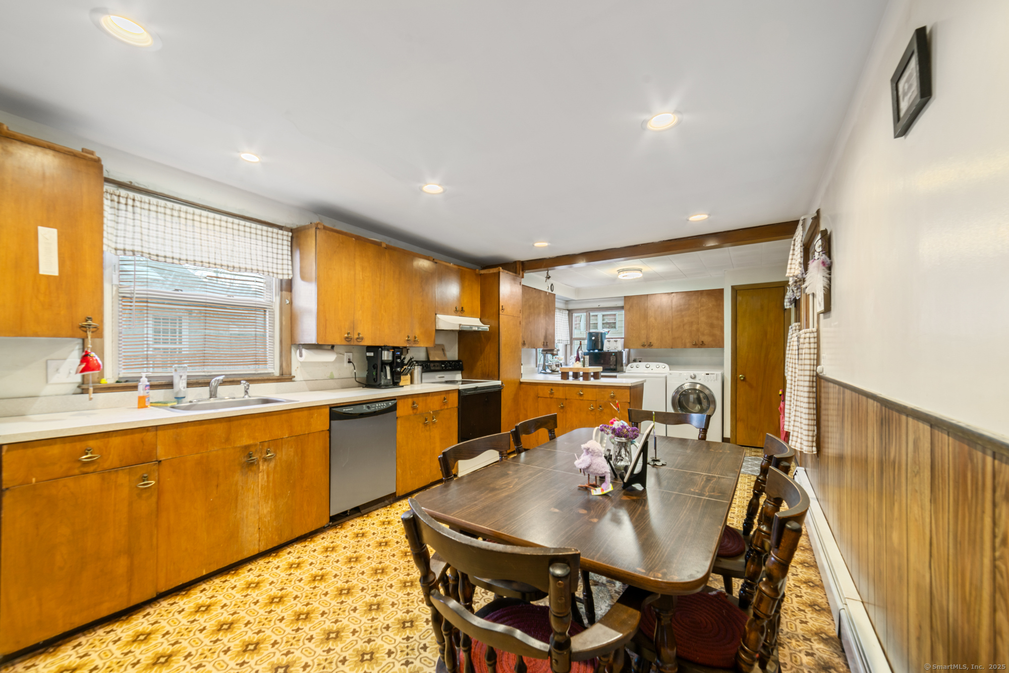 169 Falls Avenue, Watertown, Connecticut image 6