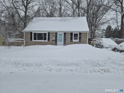 Photo of 27 Checkerberry Lane #27, Glastonbury, CT 06033 (MLS # 24156002)