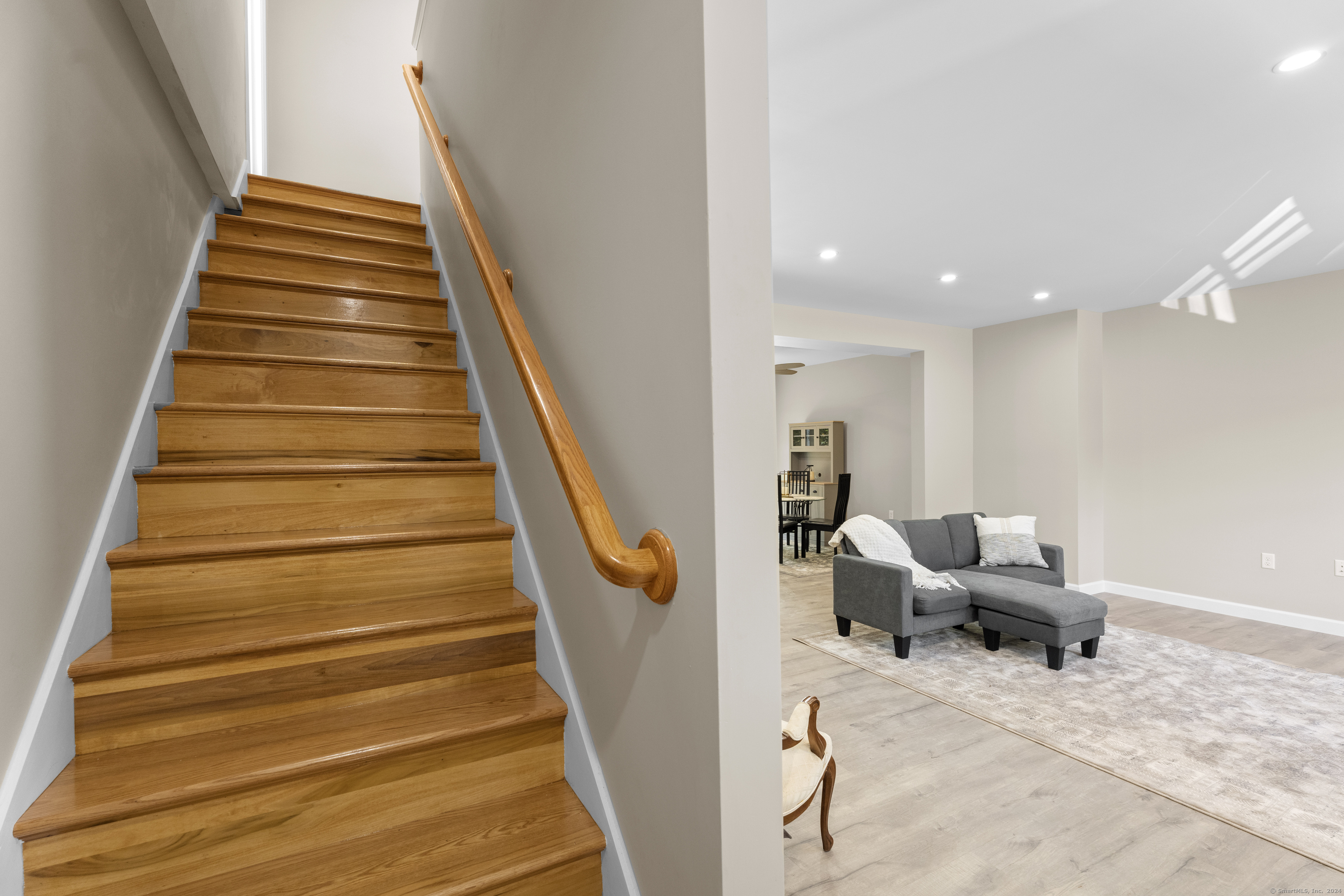 211 Winding Hollow Road, Groton, Connecticut image 4