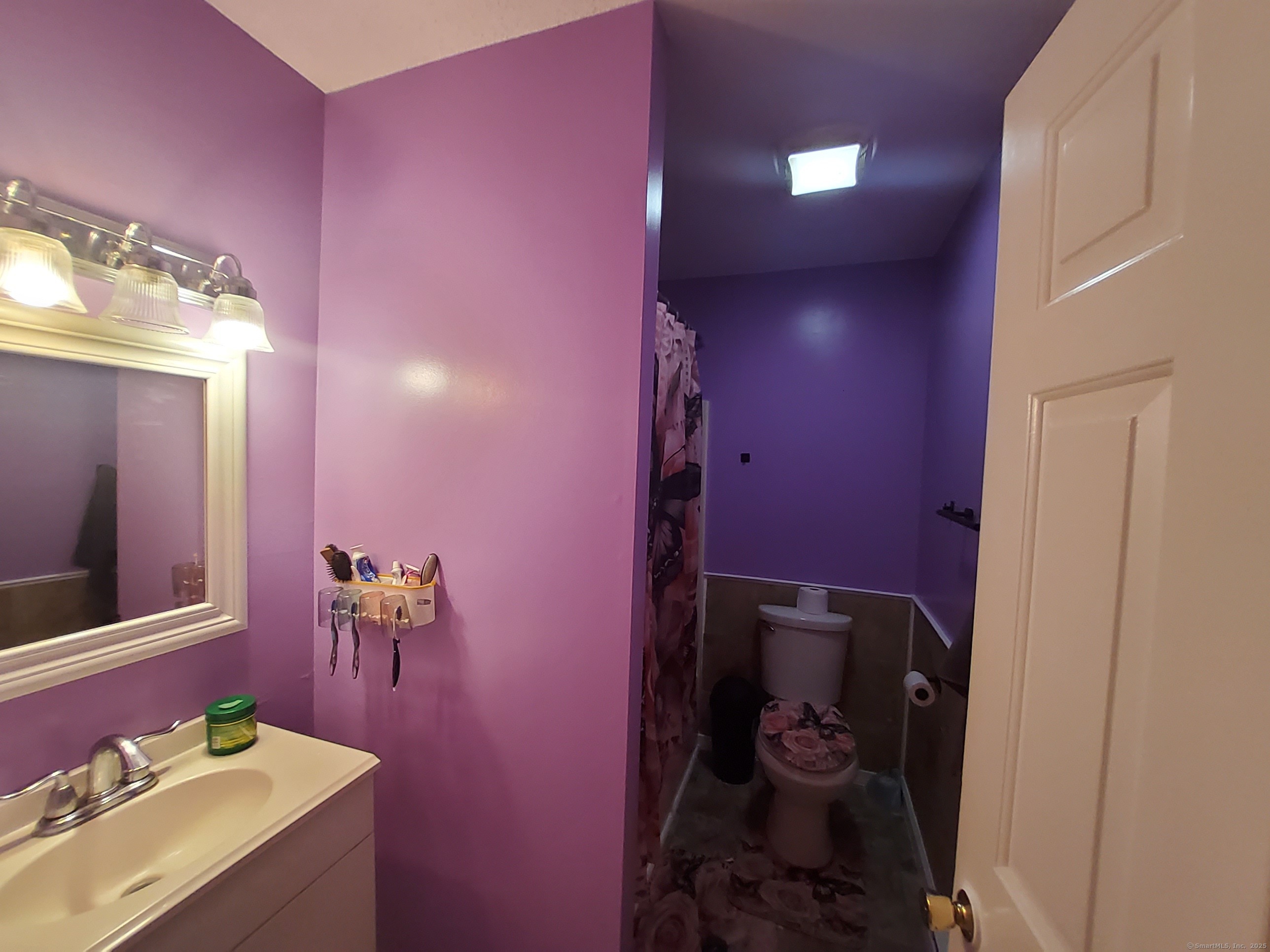 35 Pearl Lake Road #APT B, Waterbury, Connecticut image 9