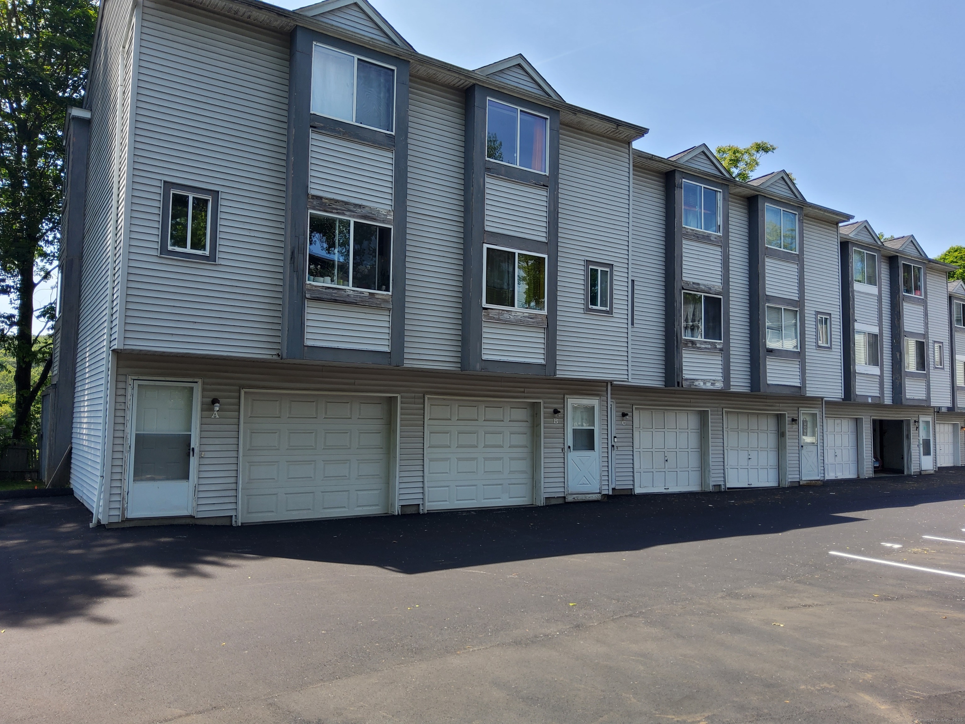 35 Pearl Lake Road #APT B, Waterbury, Connecticut image 12