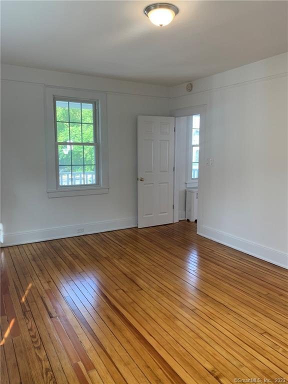 490 Den Lane 1st Floor