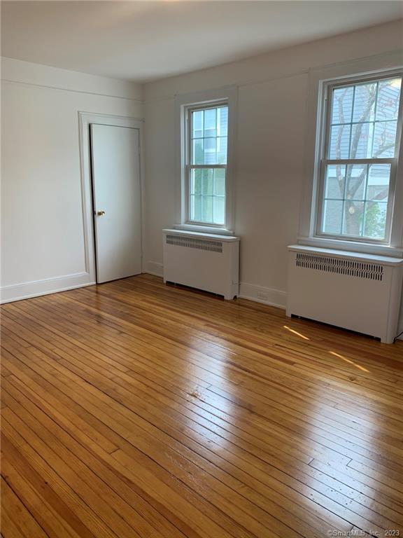 490 Den Lane 1st Floor