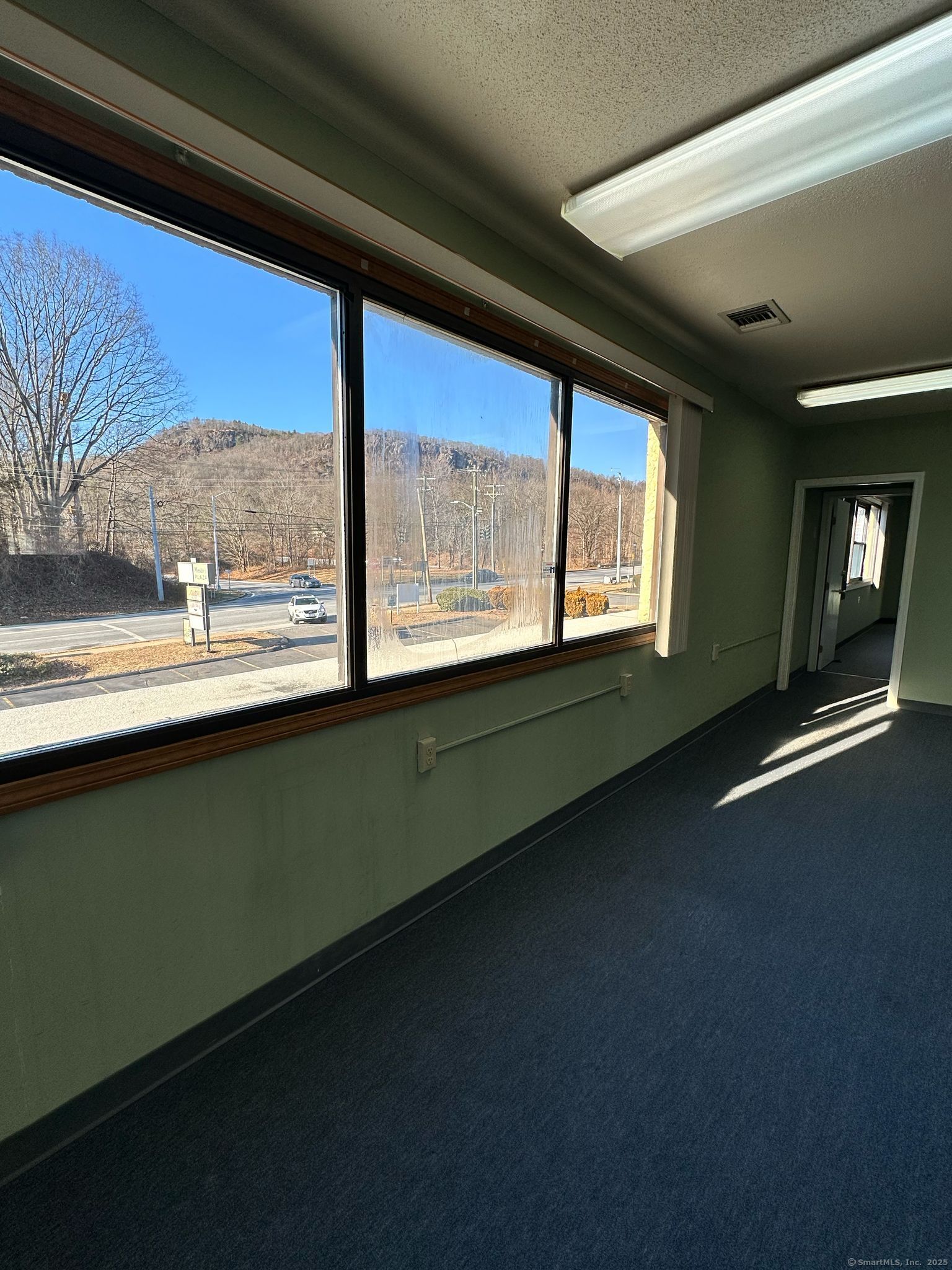 Meriden, Connecticut 06451, United States, ,Residential,Active,89863