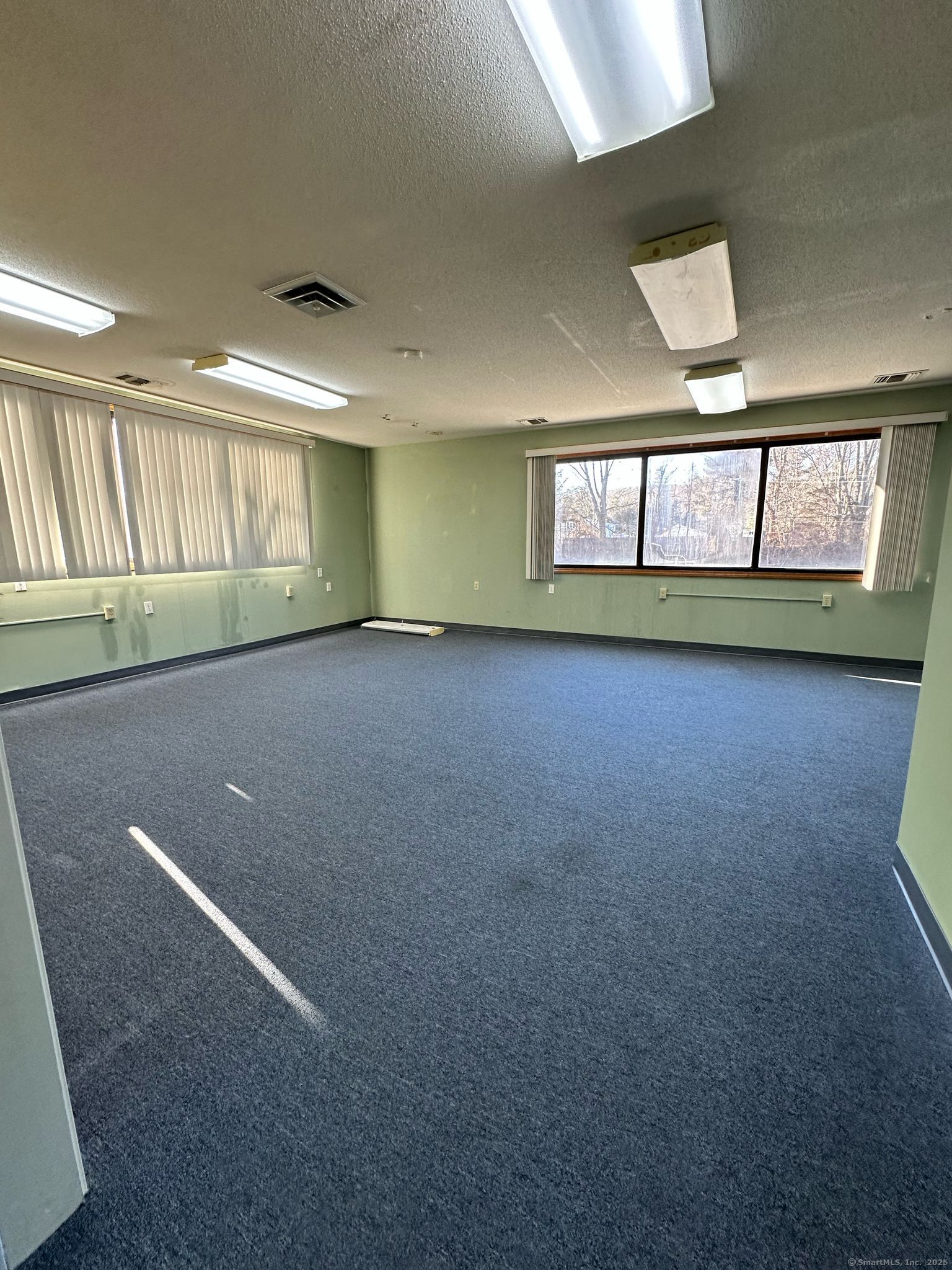 Meriden, Connecticut 06451, United States, ,Residential,Active,89863