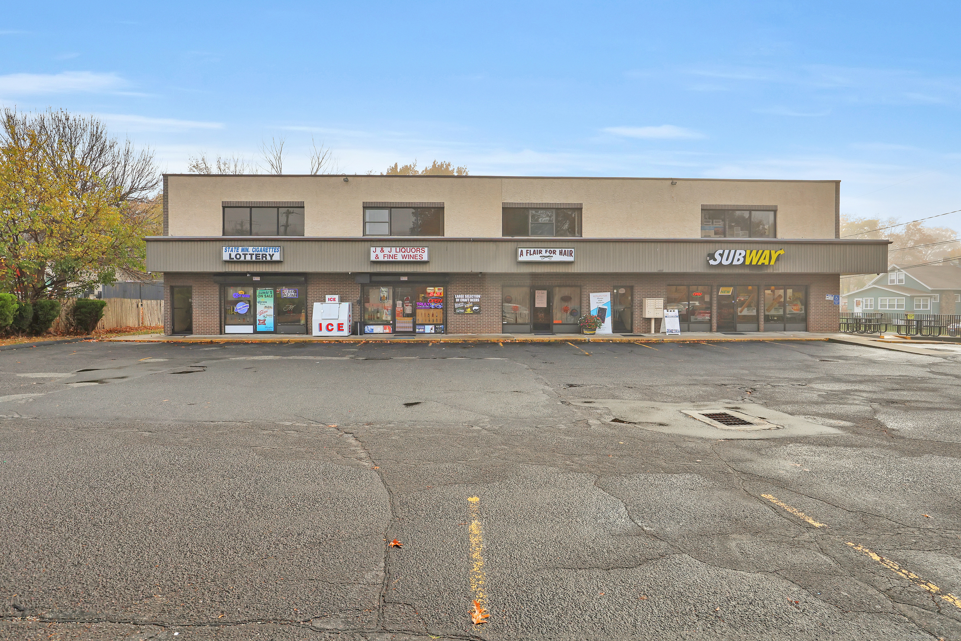 Meriden, Connecticut 06451, United States, ,Residential,Active,89863