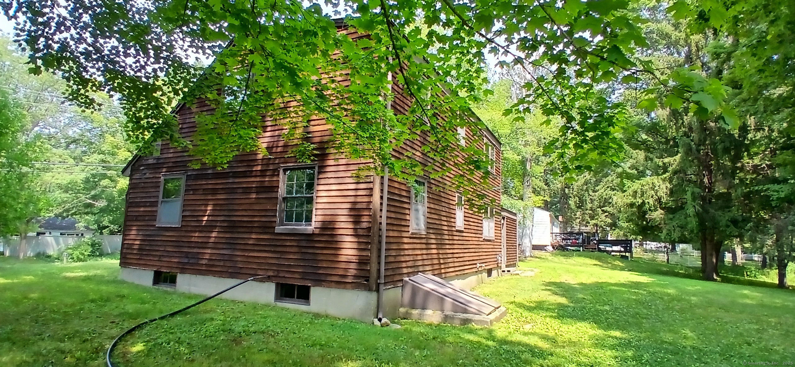 Torrington, Connecticut 06790, United States, 4 Bedrooms Bedrooms, ,2 BathroomsBathrooms,Residential,Pending,181919