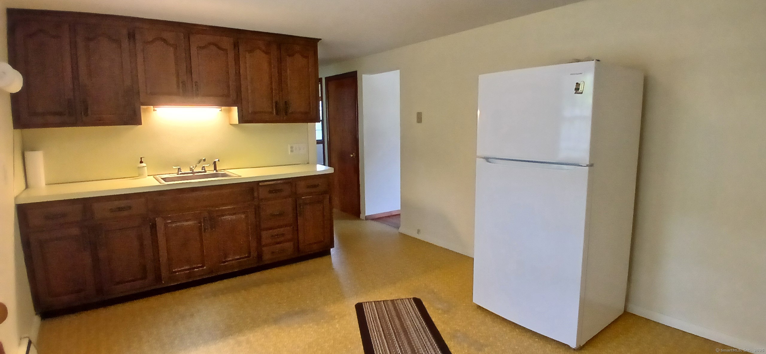 Torrington, Connecticut 06790, United States, 4 Bedrooms Bedrooms, ,2 BathroomsBathrooms,Residential,Pending,181919