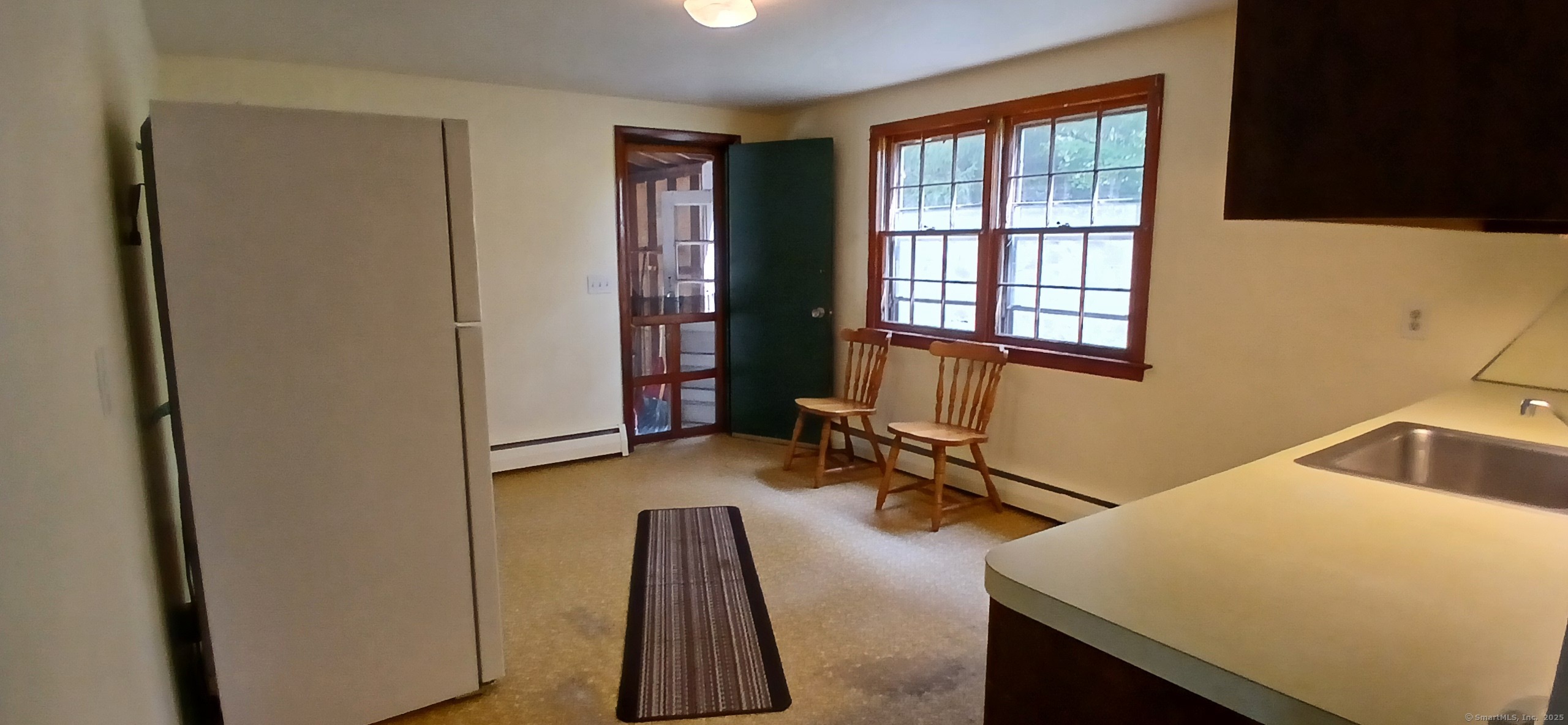 Torrington, Connecticut 06790, United States, 4 Bedrooms Bedrooms, ,2 BathroomsBathrooms,Residential,Pending,181919