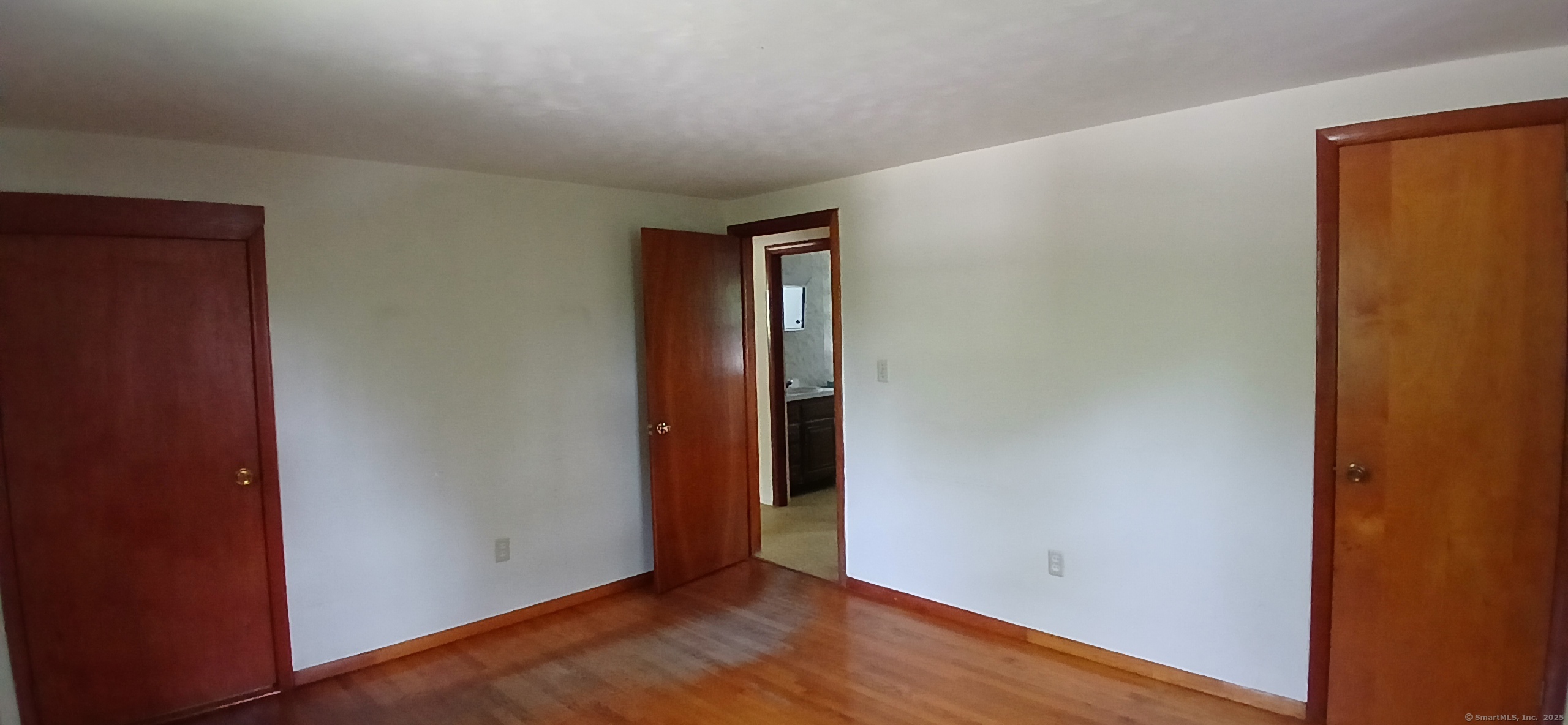 Torrington, Connecticut 06790, United States, 4 Bedrooms Bedrooms, ,2 BathroomsBathrooms,Residential,Pending,181919