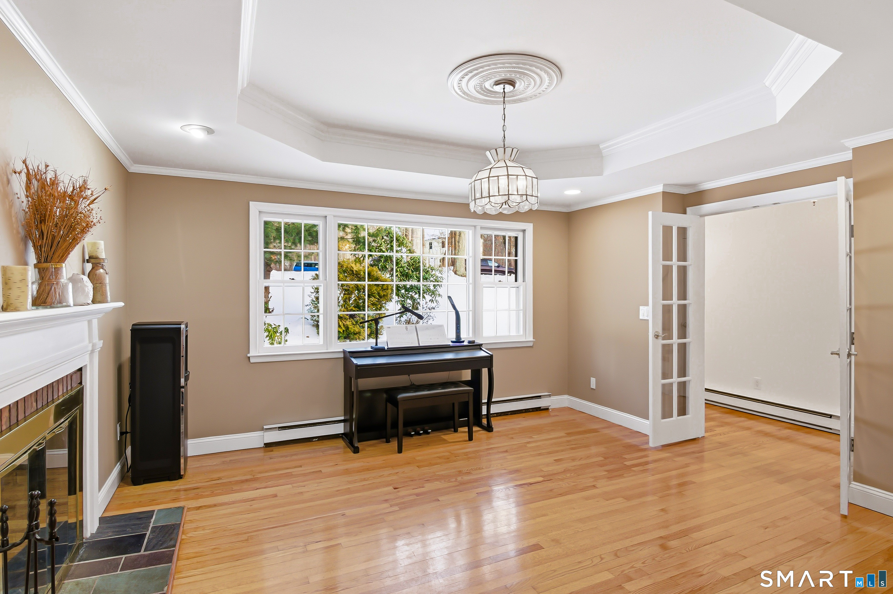 90 Robin Ridge Drive