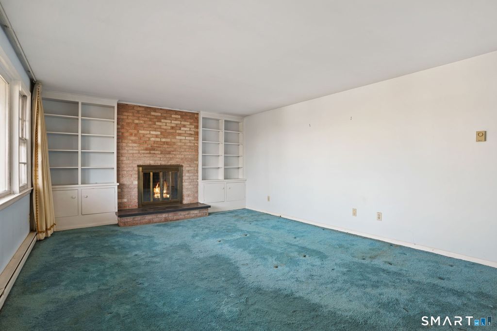 Photo of 18 Osborne Hill Road, Newtown, CT 06482 (MLS # 24144455)