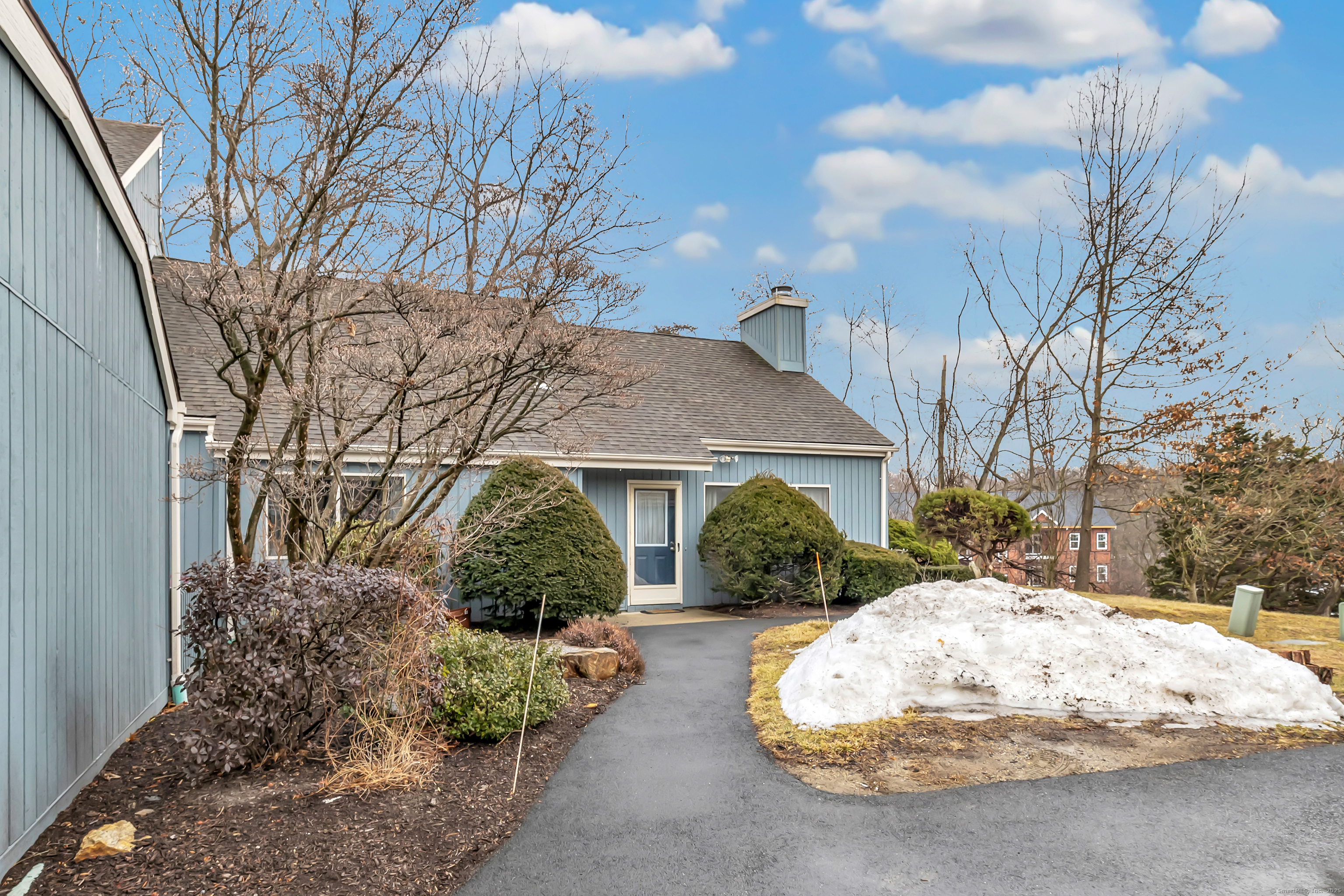 Photo 1 of Black Birch Court 94, Shelton, Connecticut, $379,000, Web #: 24076852