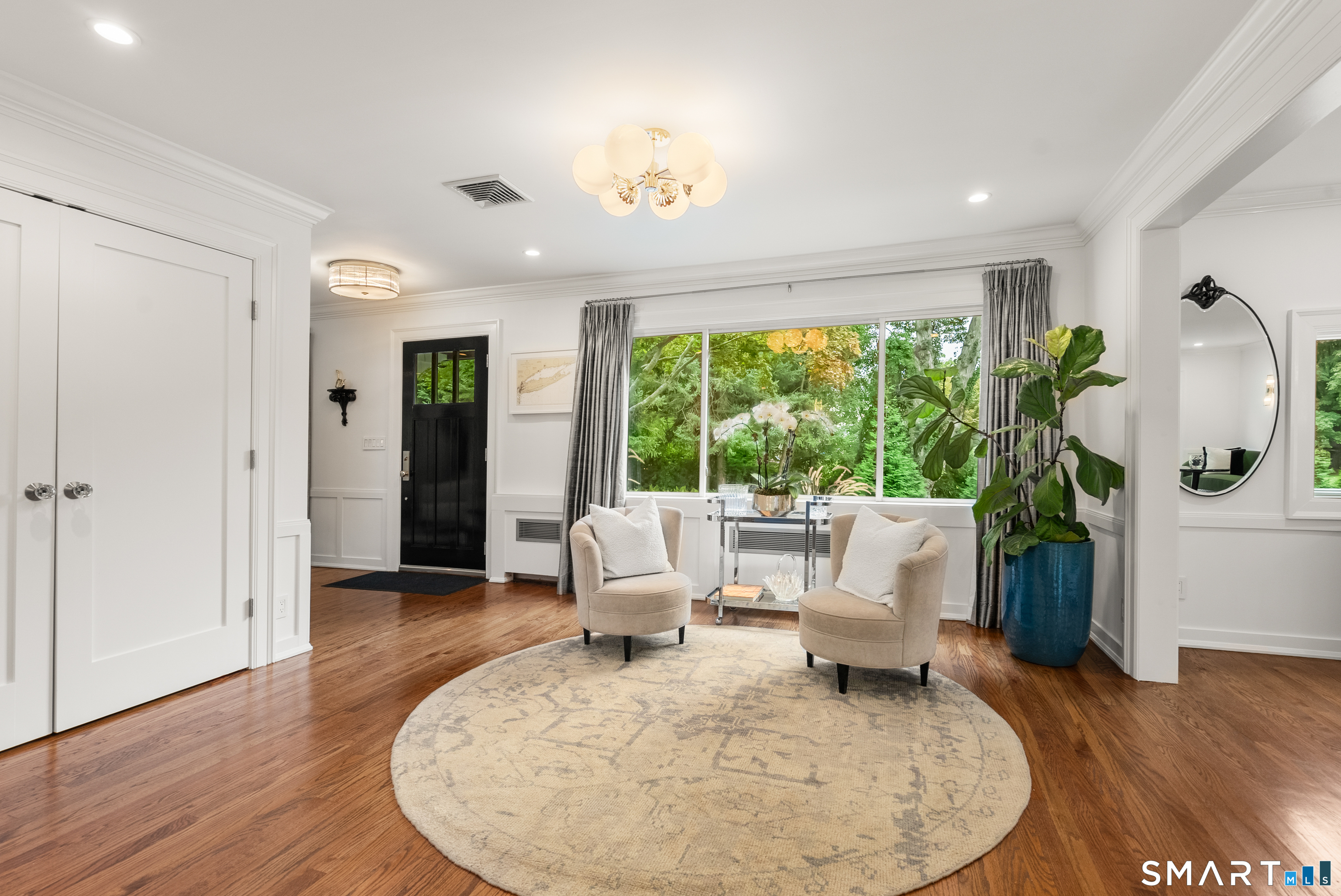 50 Kings Highway South