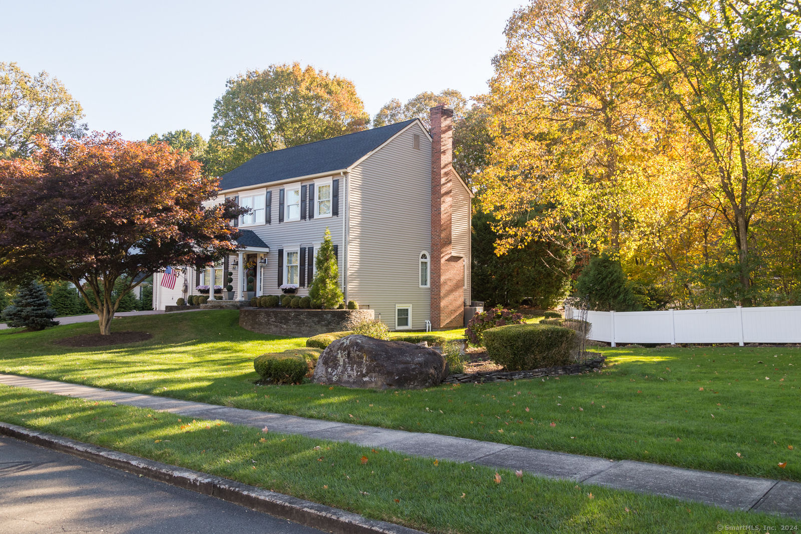 31 Harvest Court, Cheshire, Connecticut image 3