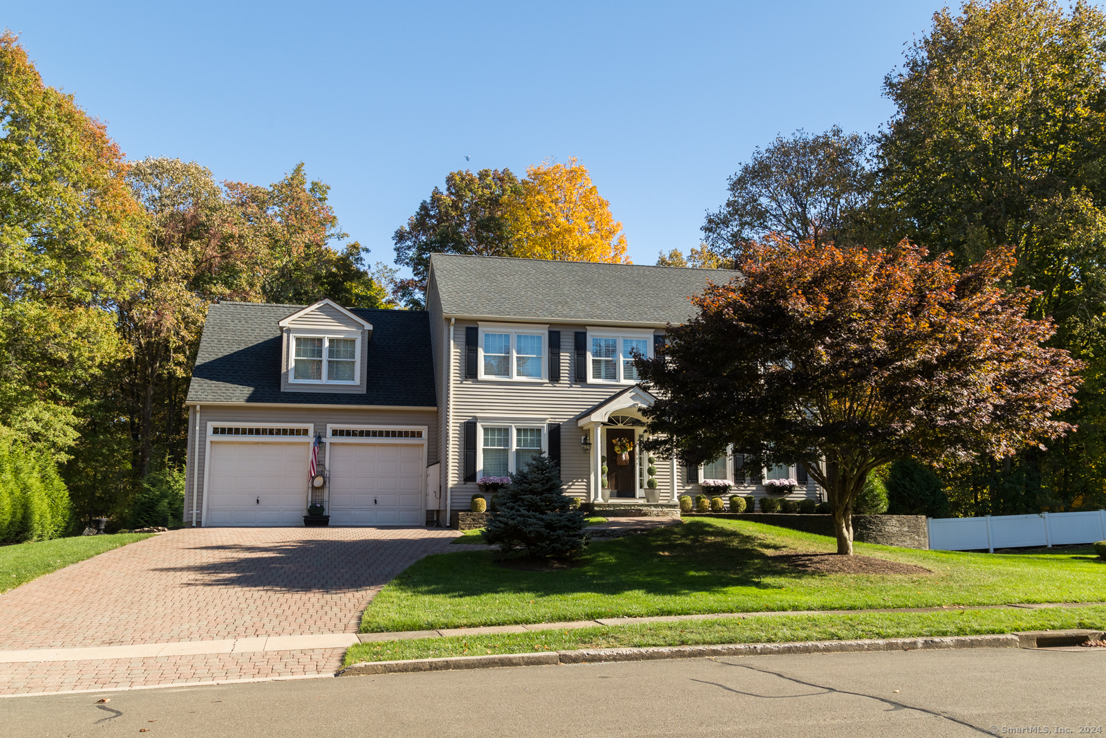 31 Harvest Court, Cheshire, Connecticut image 2