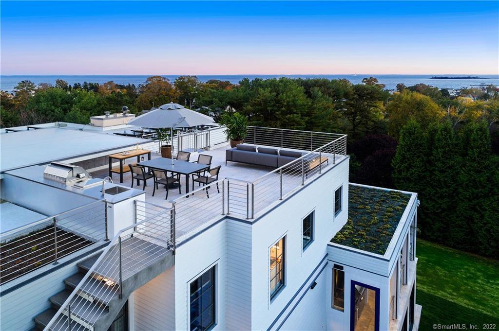 Photo 6 of 40 of 11 Bluewater Hill house