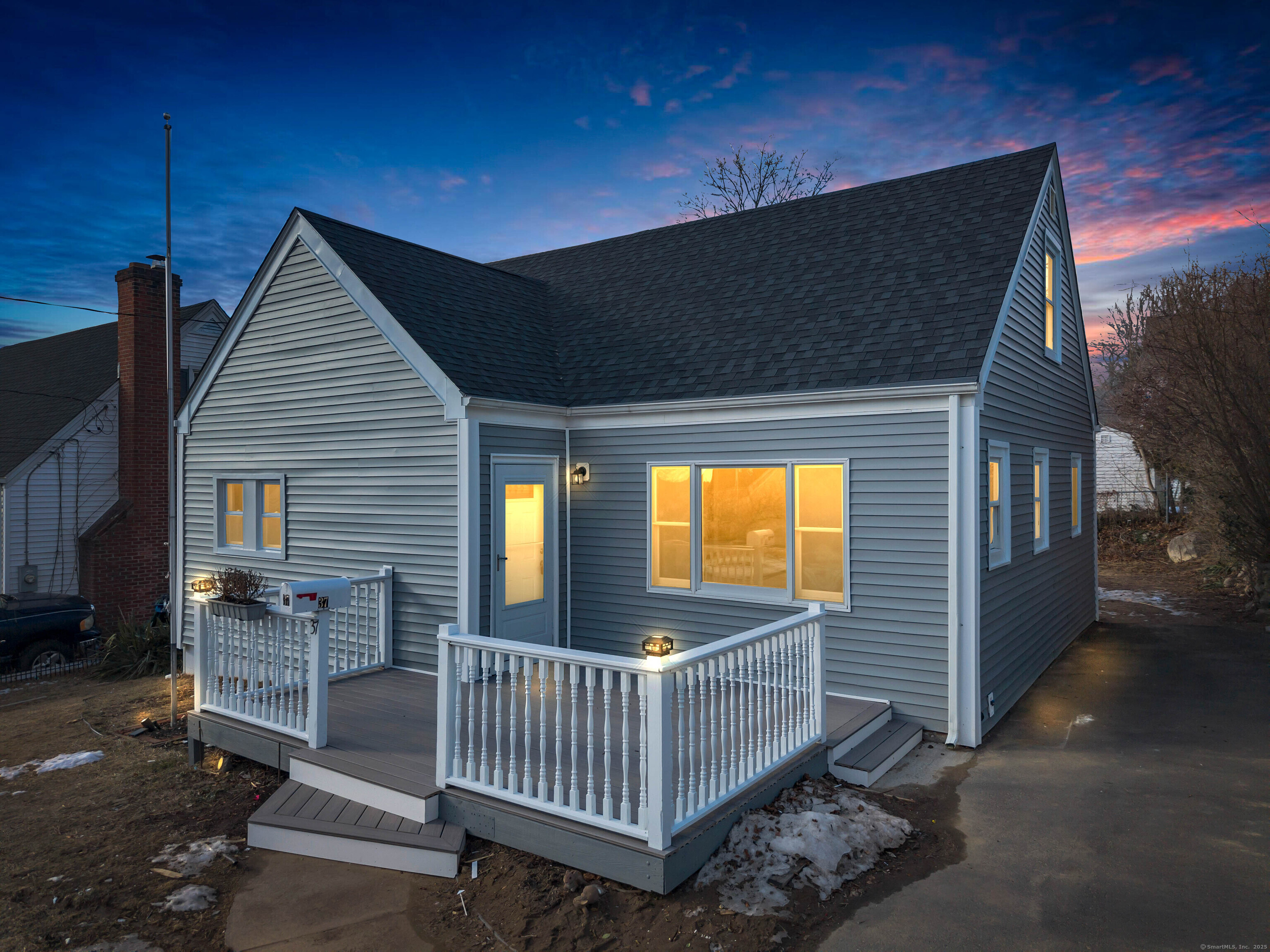 37 Sunset Street, New London, Connecticut image 4