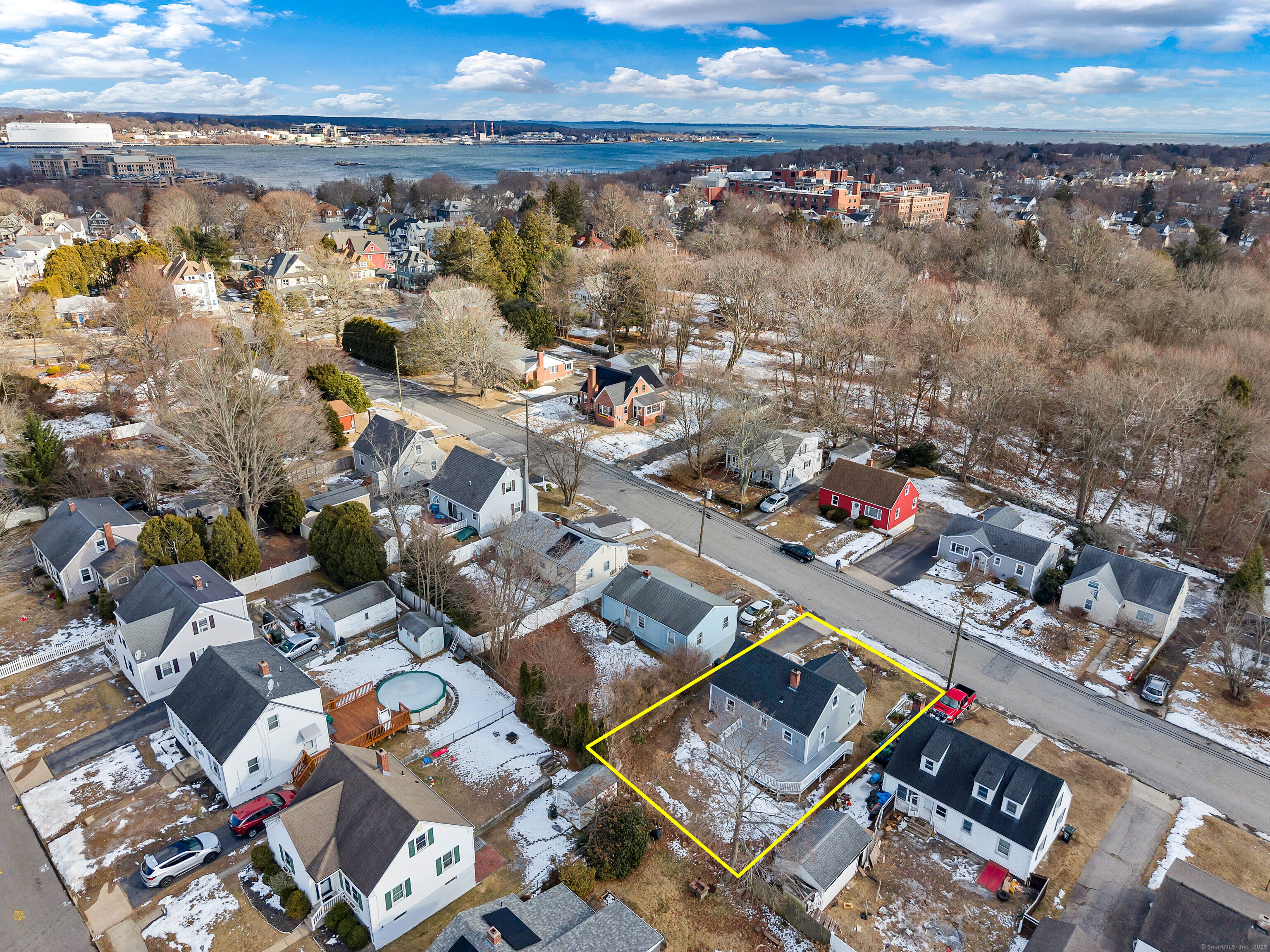 37 Sunset Street, New London, Connecticut image 7