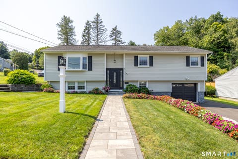 Photo of 183 Plainfield Drive, Watertown, CT 06779 (MLS # 24198657)