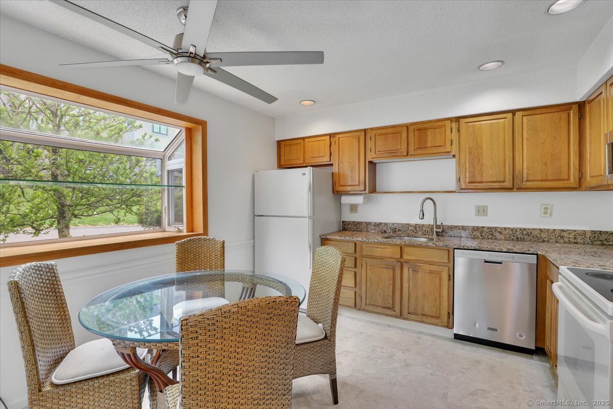 547 Pilgrim Harbor #547, Wallingford, Connecticut image 12