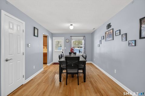 Tiny photo for 140 Barn Finch Circle #140, Naugatuck, CT 06770 (MLS # 24151733)