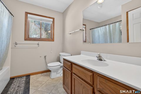 Tiny photo for 140 Barn Finch Circle #140, Naugatuck, CT 06770 (MLS # 24151733)