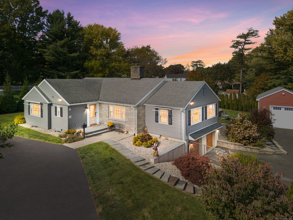 Photo of 373 Prospect Street, Wethersfield, CT 06109 (MLS # 24133961)