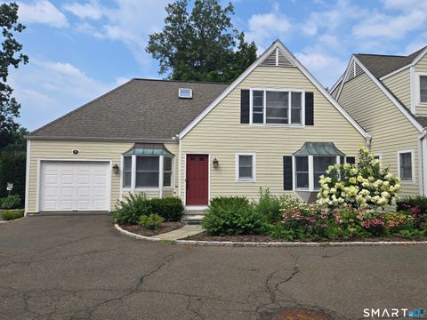 Condo For Rent - 77 Forest Street #77<br/> Fairfield County, New Canaan, CT 06840