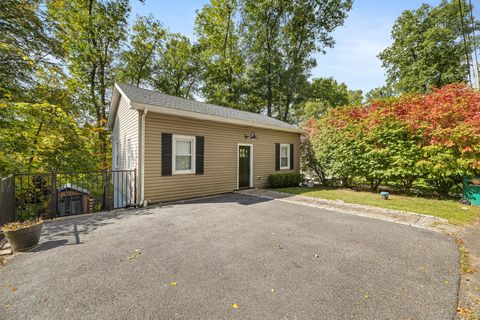 A home in New Fairfield