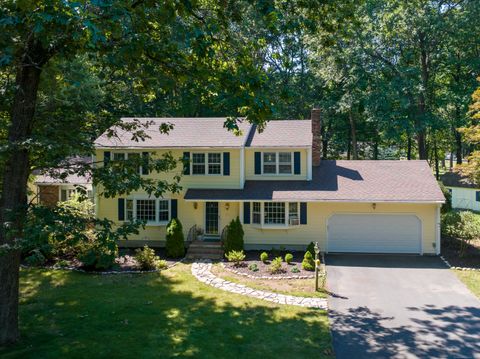 Single Family Residence in Manchester CT 30 Lorraine Road.jpg