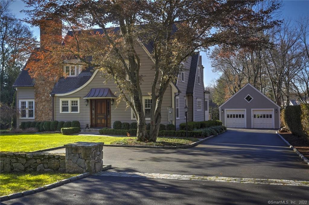 Photo 1 of 11 Old Hill Road, Westport, Connecticut, $1,549,000, Web #: 170034516