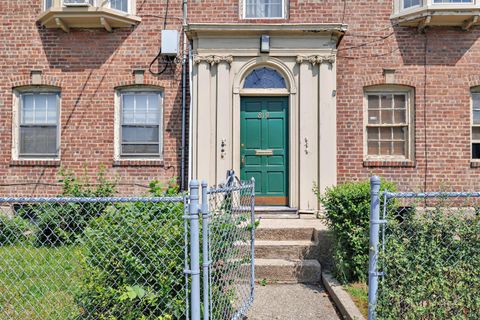 819 Connecticut Avenue Unit 6, Bridgeport, CT 06607 - #: 24104001